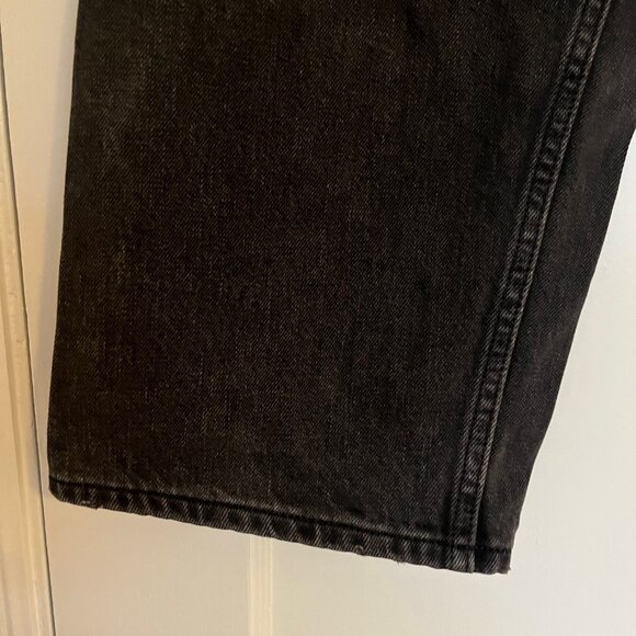 Like new! Madewell The Darted Barrel Jean in Olenda Wash | Size 27 - Picture 10 of 12